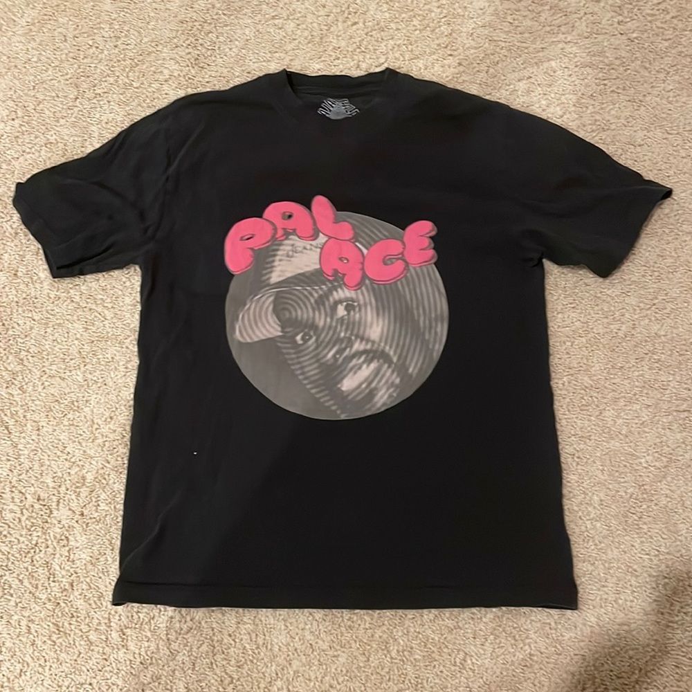Palace tee